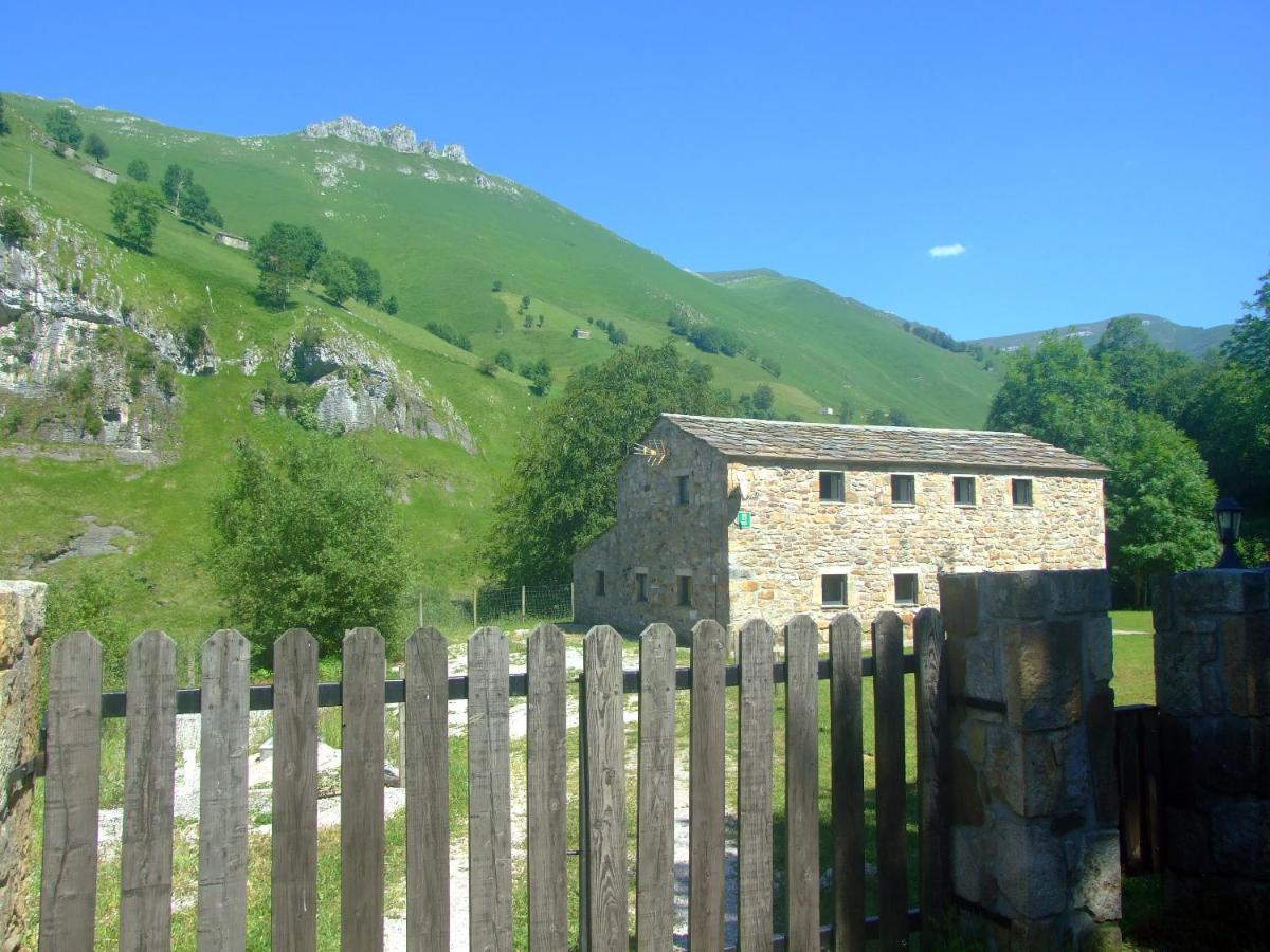 Las Hayucas San Roque de Riomiera Exterior photo