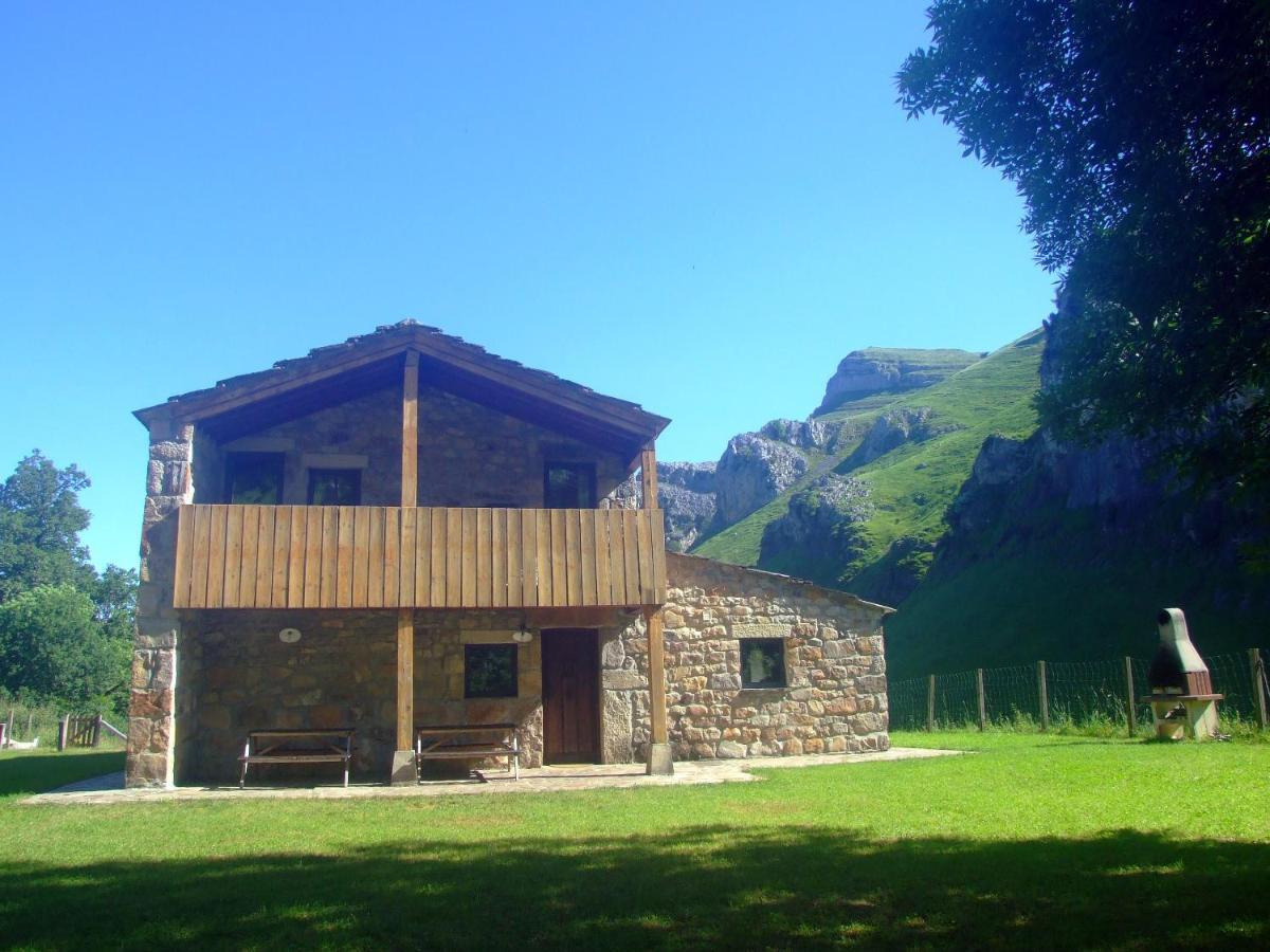 Las Hayucas San Roque de Riomiera Exterior photo